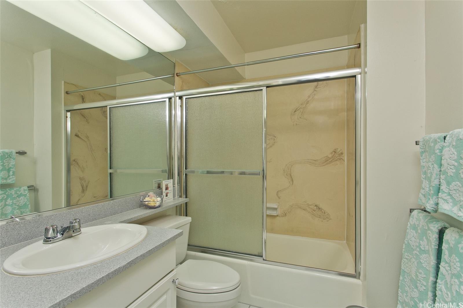 Ilikai Marina condo # 1092, Honolulu, Hawaii - photo 13 of 15