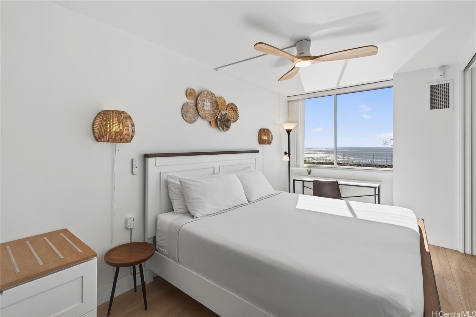 Ilikai Marina condo # 1186, Honolulu, Hawaii - photo 11 of 25