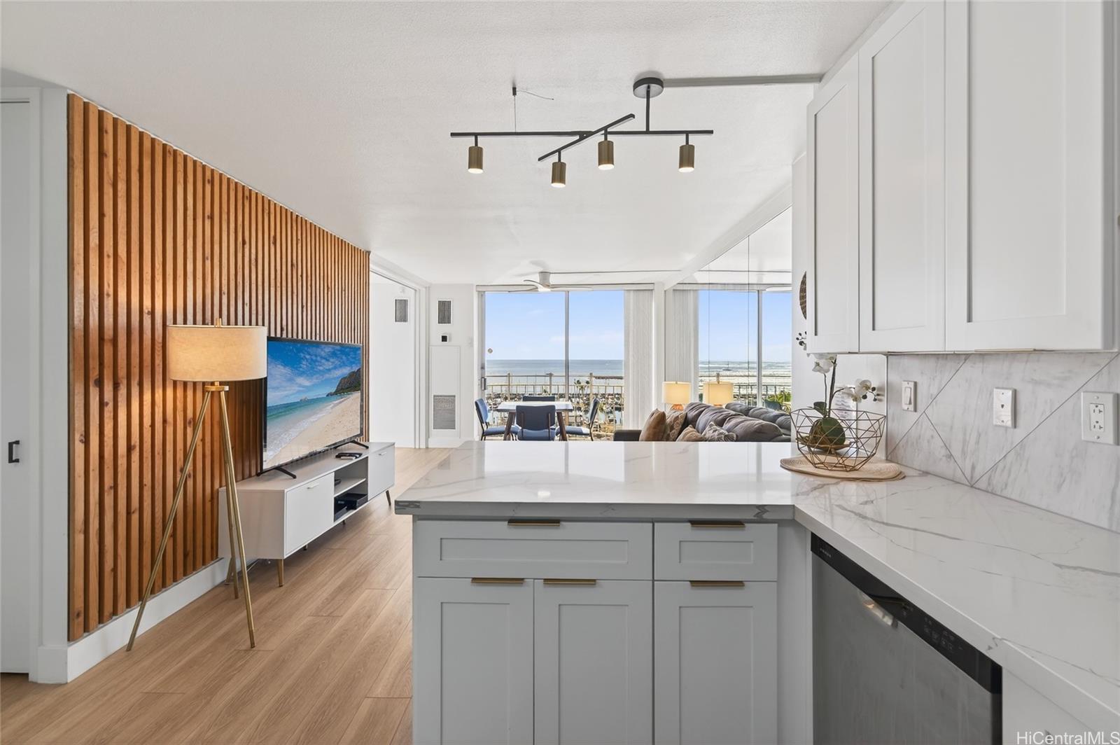 Ilikai Marina condo # 1186, Honolulu, Hawaii - photo 23 of 25