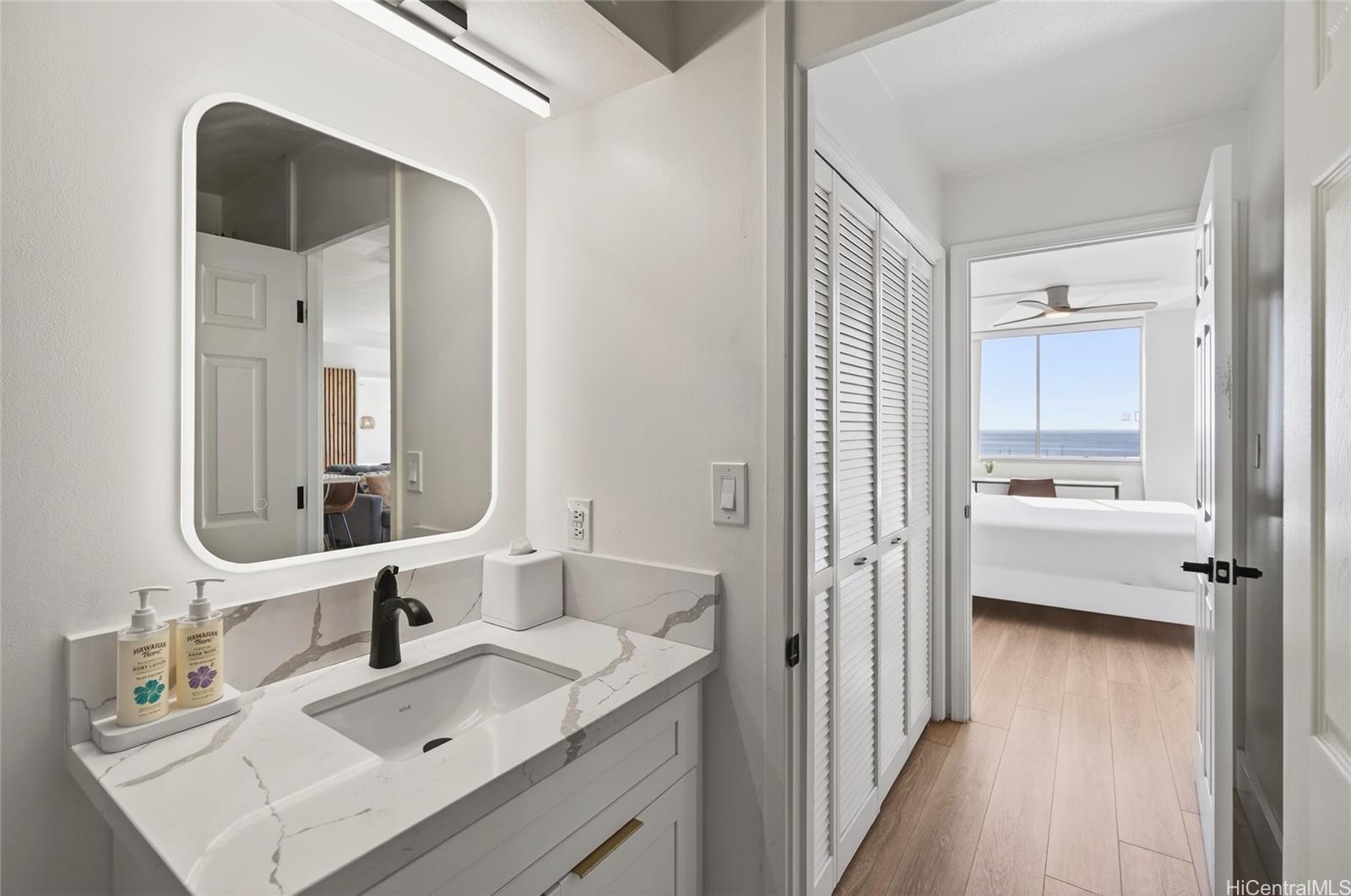 Ilikai Marina condo # 1186, Honolulu, Hawaii - photo 6 of 25