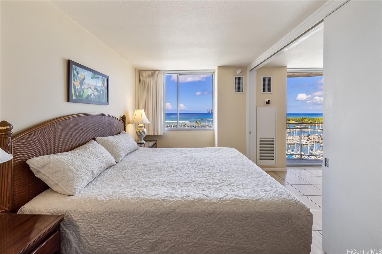 Ilikai Marina condo # 1286, Honolulu, Hawaii - photo 14 of 22