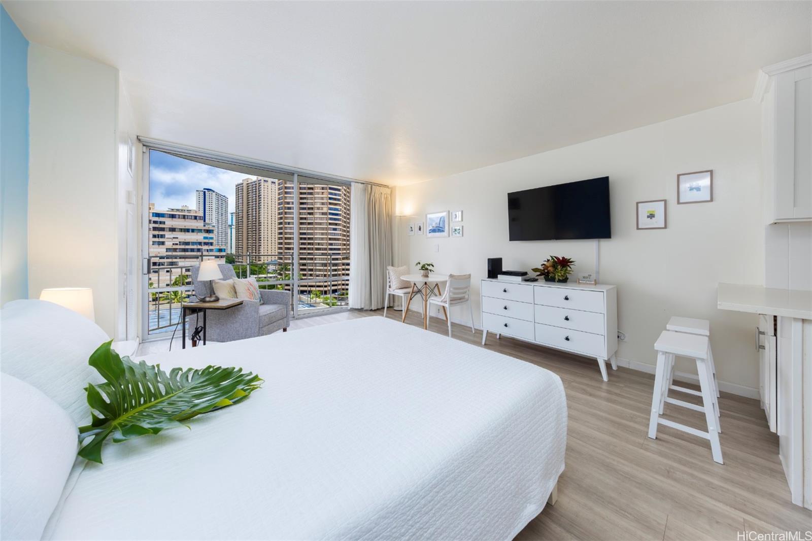 Ilikai Marina condo # 1287, Honolulu, Hawaii - photo 2 of 16