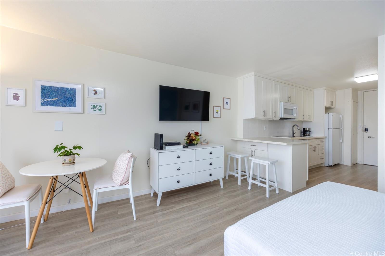 Ilikai Marina condo # 1287, Honolulu, Hawaii - photo 11 of 16