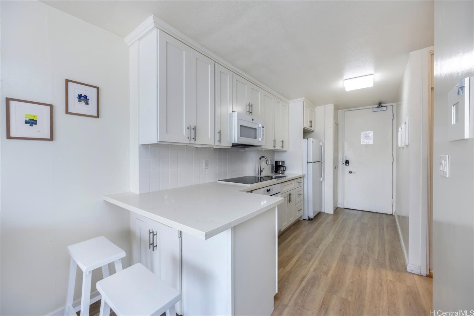 Ilikai Marina condo # 1287, Honolulu, Hawaii - photo 12 of 16