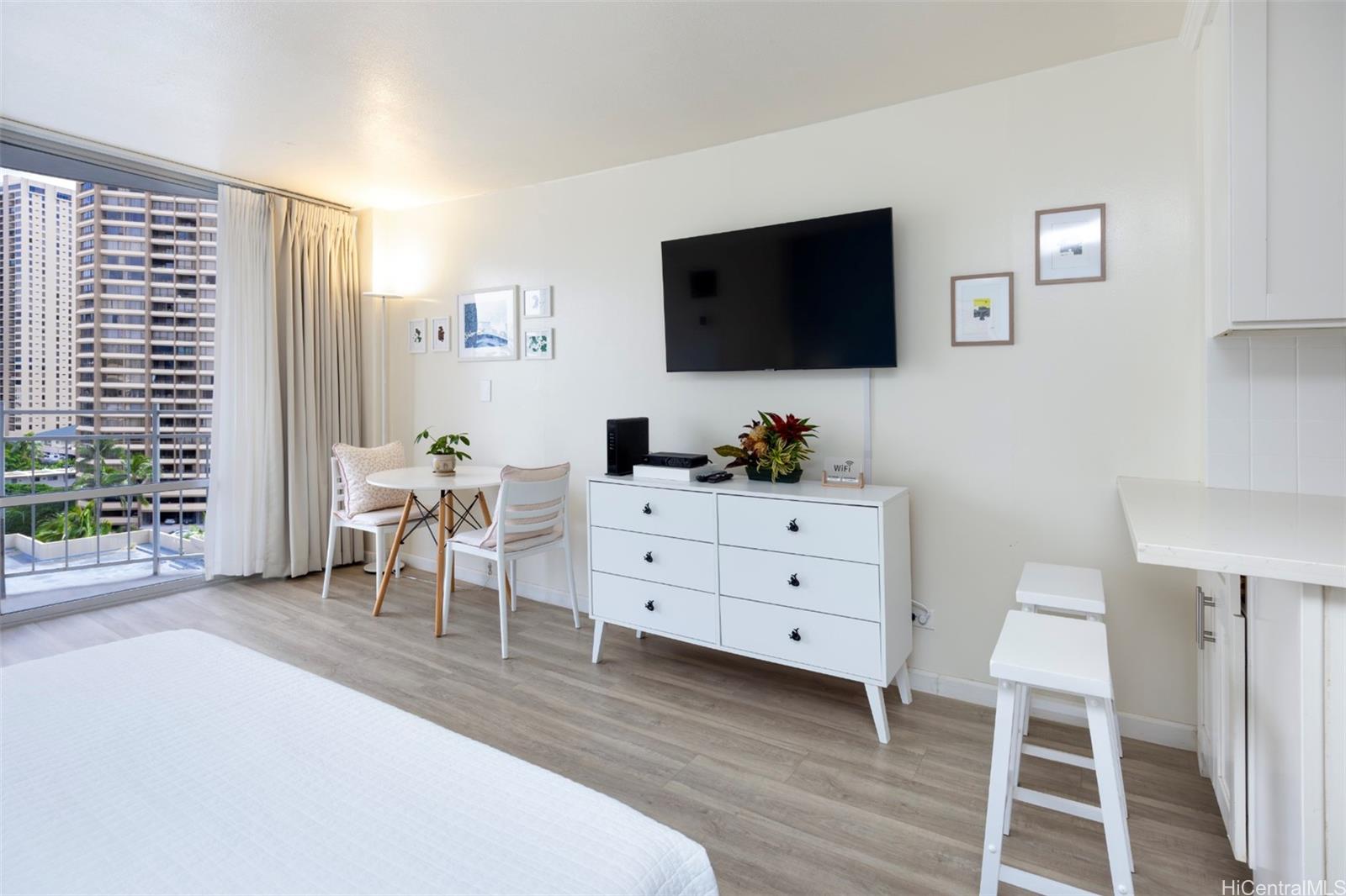 Ilikai Marina condo # 1287, Honolulu, Hawaii - photo 3 of 16