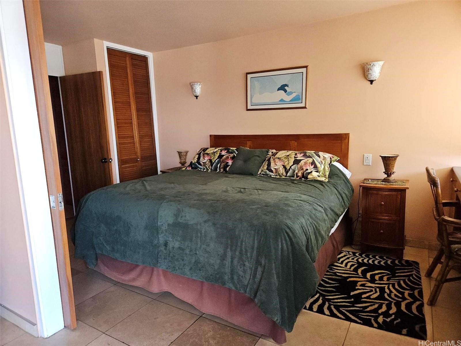 Ilikai Marina condo # 1294, Honolulu, Hawaii - photo 7 of 12