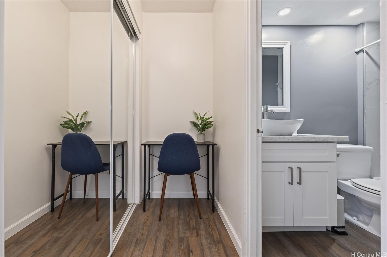 Ilikai Marina condo # 1297, Honolulu, Hawaii - photo 14 of 23