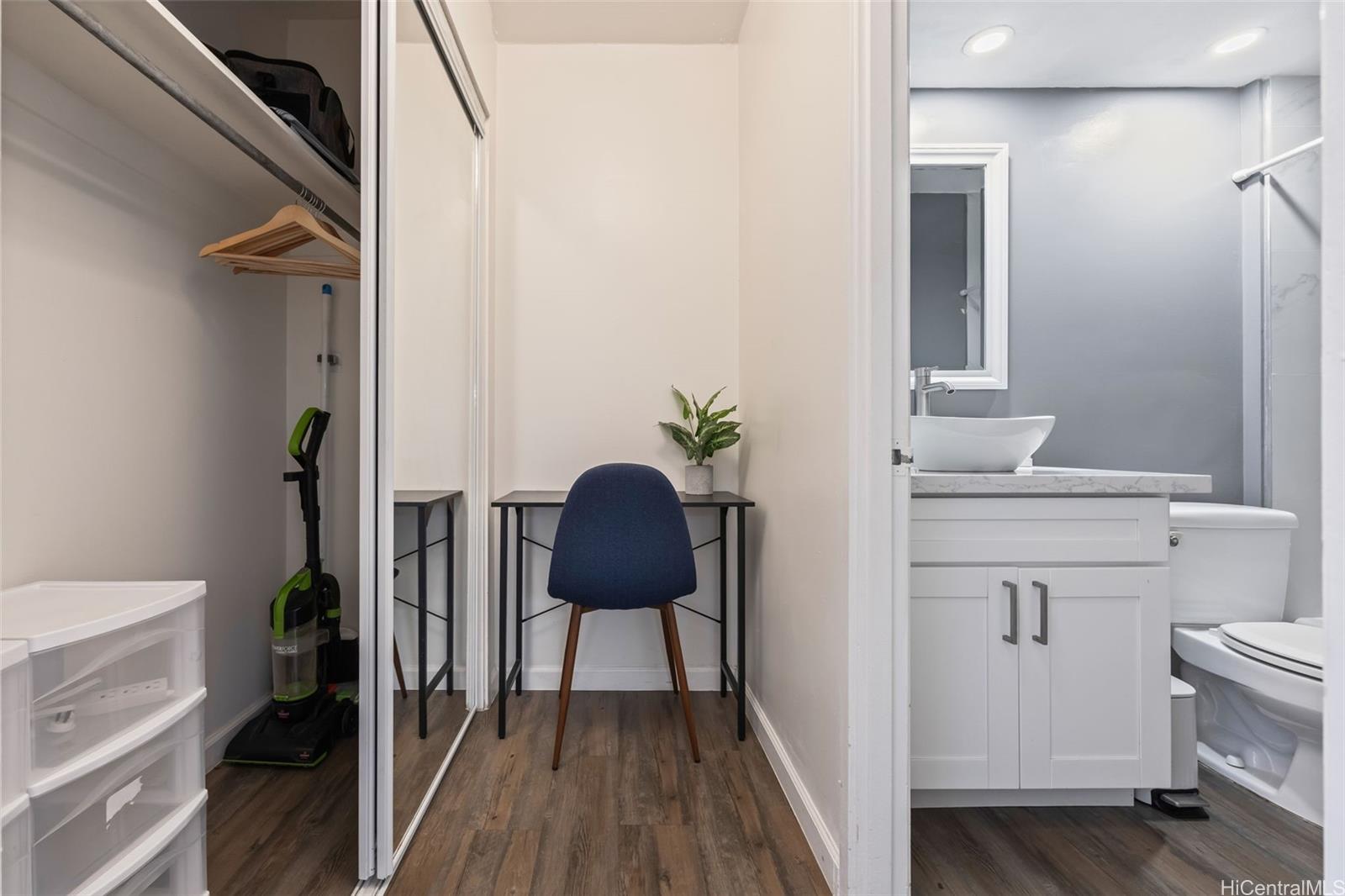 Ilikai Marina condo # 1297, Honolulu, Hawaii - photo 15 of 23