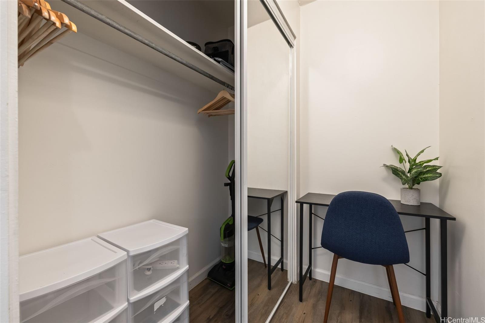 Ilikai Marina condo # 1297, Honolulu, Hawaii - photo 16 of 23