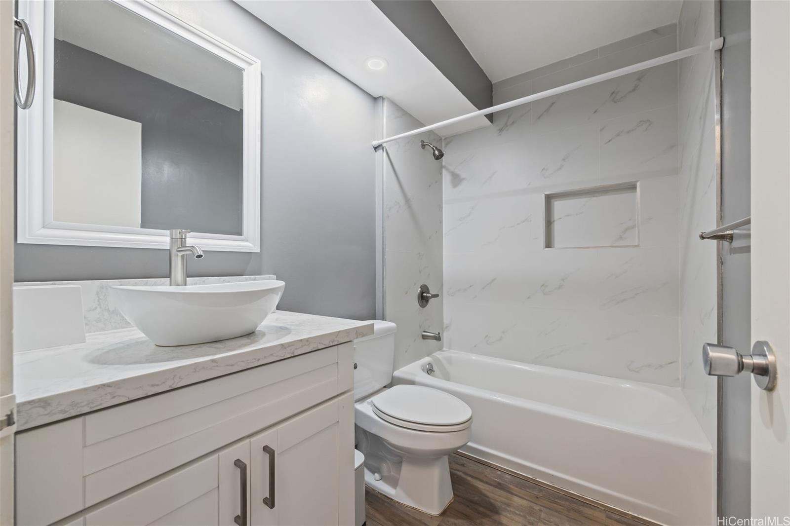 Ilikai Marina condo # 1297, Honolulu, Hawaii - photo 17 of 23