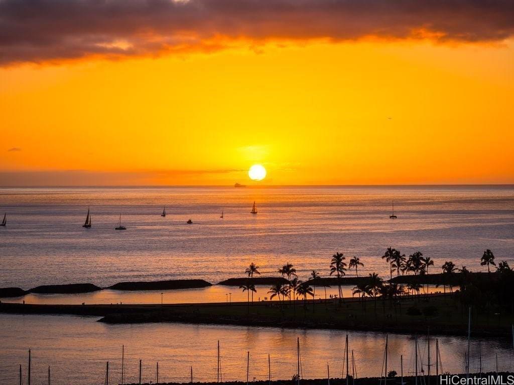 Ilikai Marina condo # 1382, Honolulu, Hawaii - photo 20 of 22