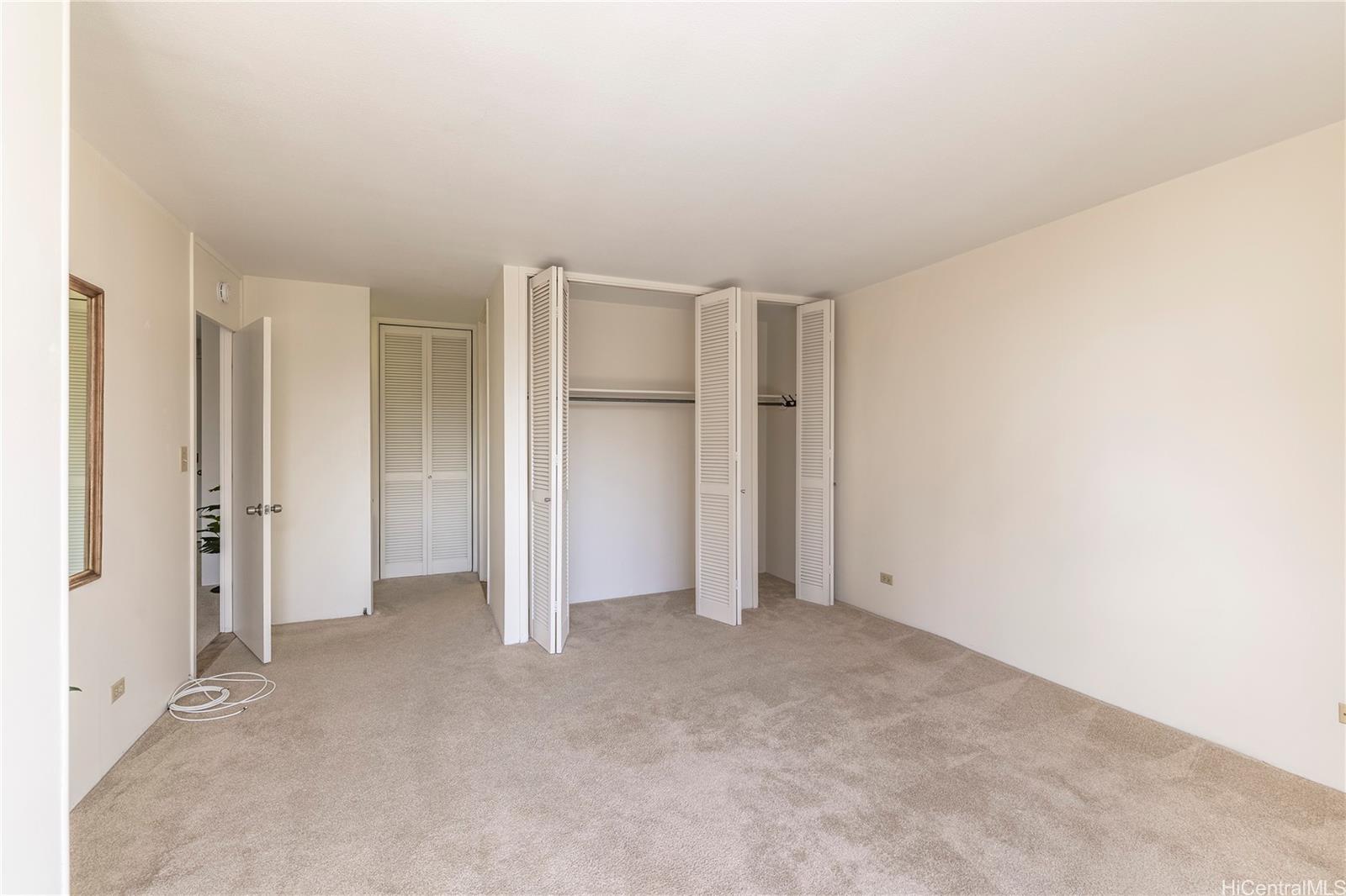 Ilikai Marina condo # 1499, Honolulu, Hawaii - photo 4 of 14