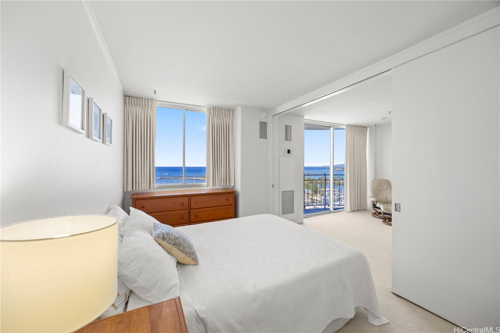 Ilikai Marina condo # 1690, Honolulu, Hawaii - photo 8 of 13