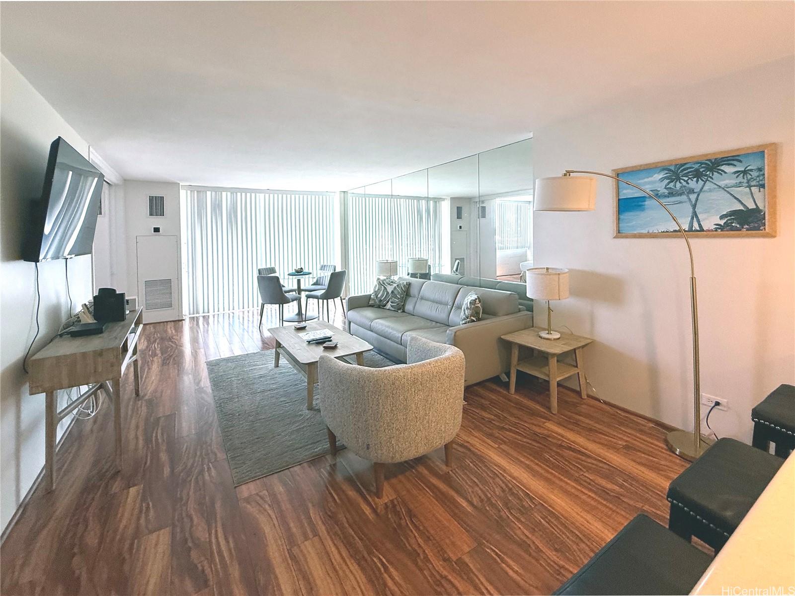 Ilikai Marina condo # 382, Honolulu, Hawaii - photo 3 of 6