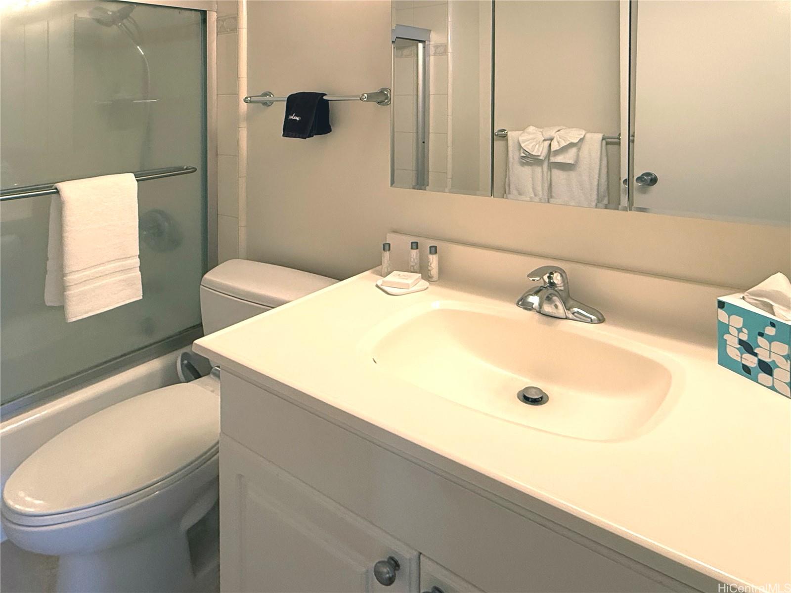 Ilikai Marina condo # 382, Honolulu, Hawaii - photo 6 of 6