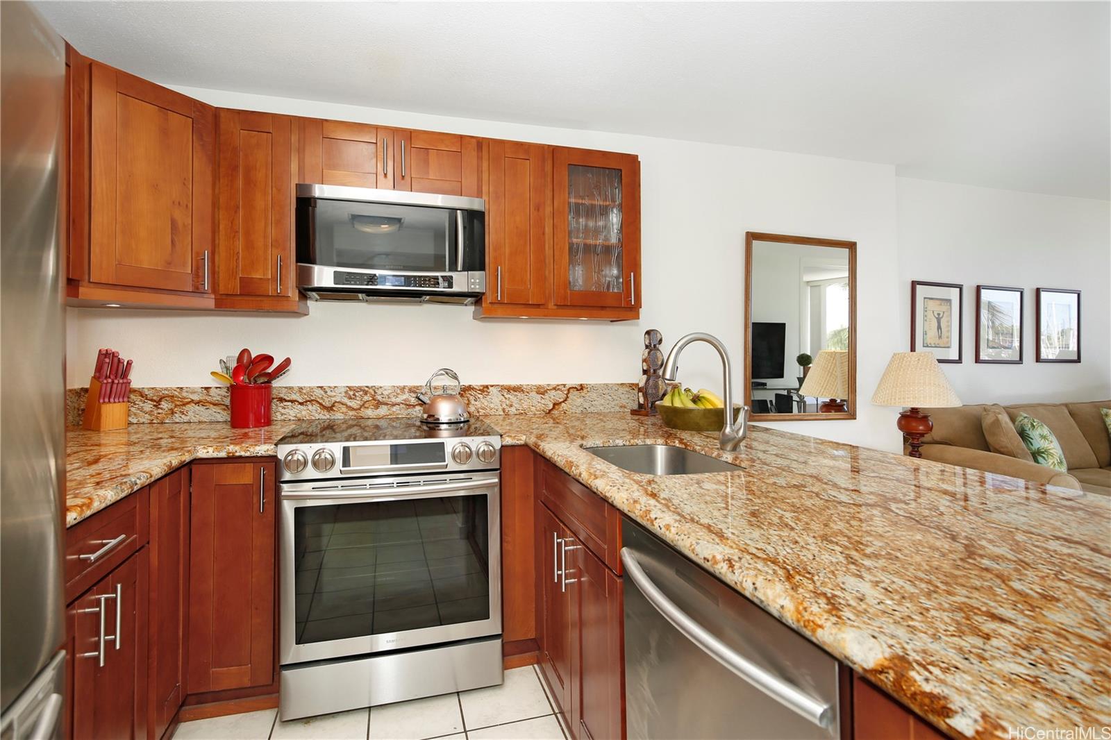 Ilikai Marina condo # 388, Honolulu, Hawaii - photo 11 of 25