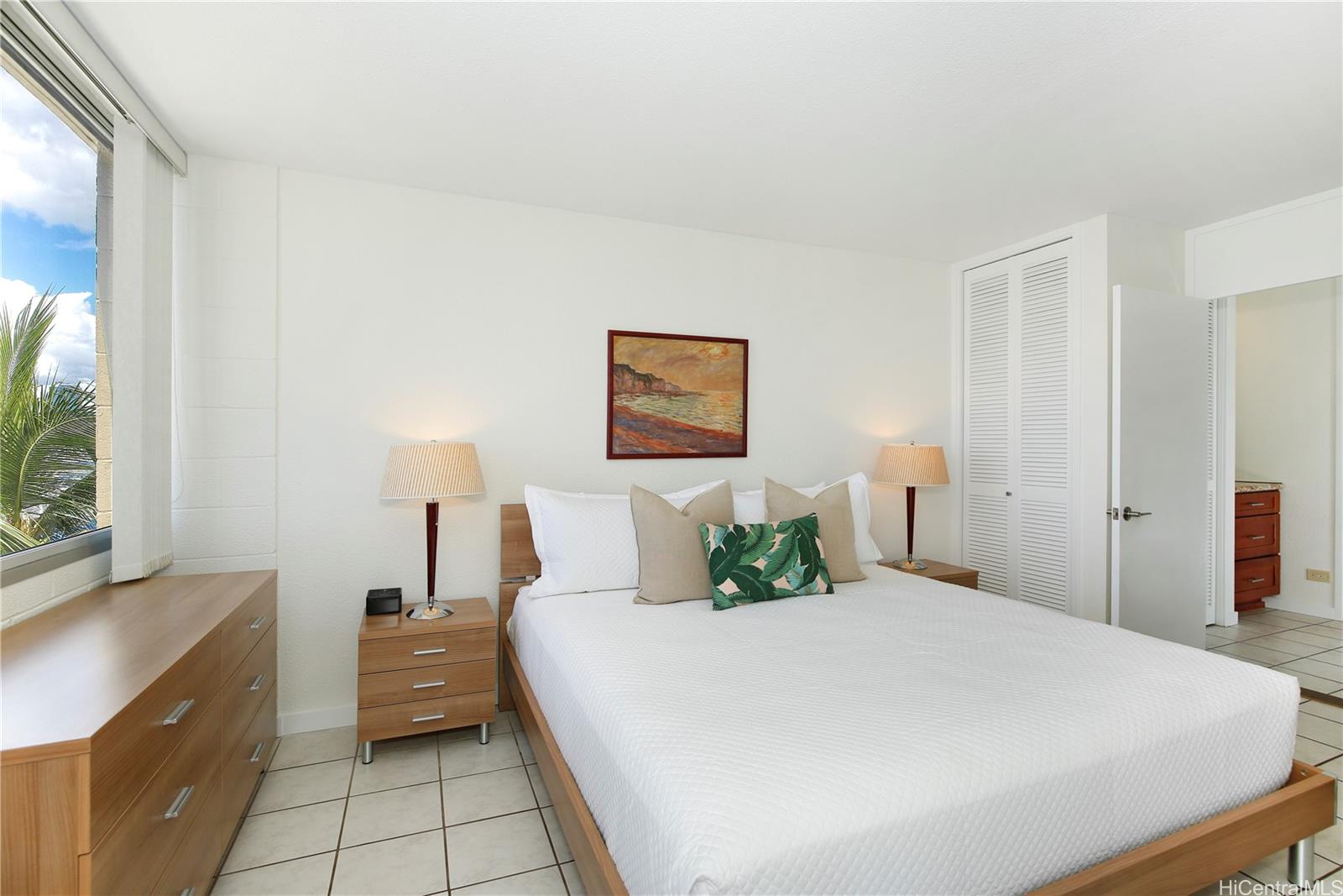 Ilikai Marina condo # 388, Honolulu, Hawaii - photo 15 of 25