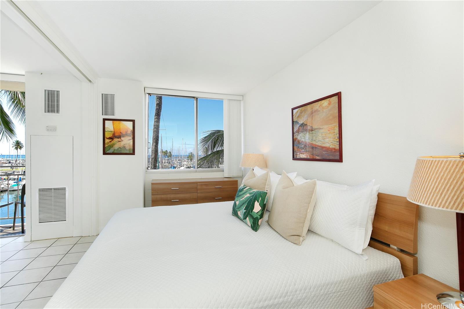 Ilikai Marina condo # 388, Honolulu, Hawaii - photo 16 of 25