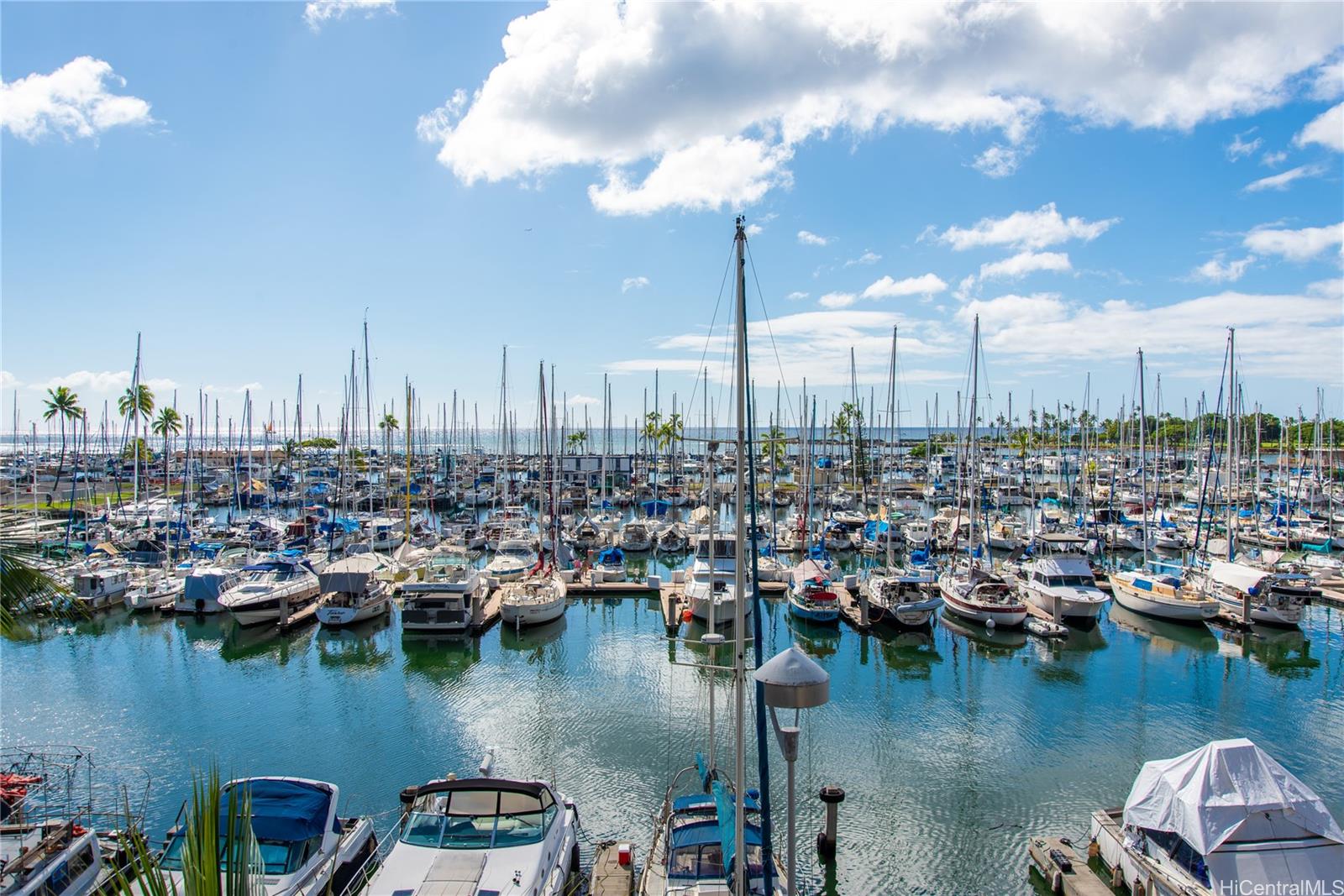 Ilikai Marina condo # 492, Honolulu, Hawaii - photo 16 of 25