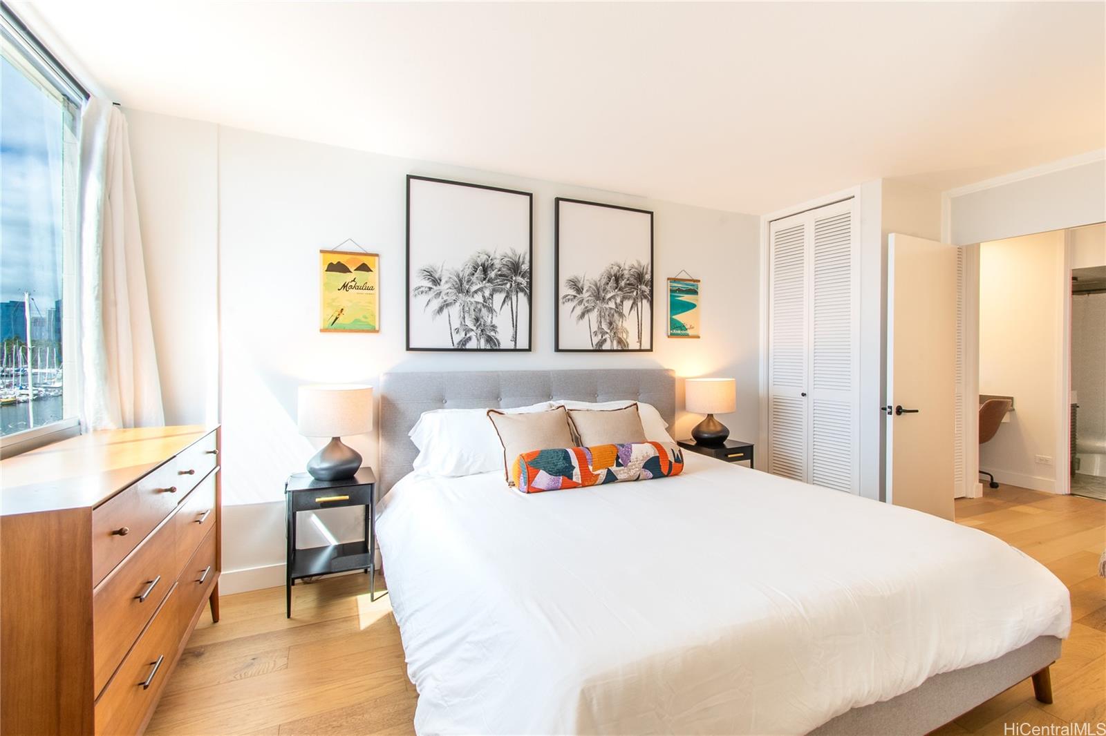 Ilikai Marina condo # 492, Honolulu, Hawaii - photo 6 of 25