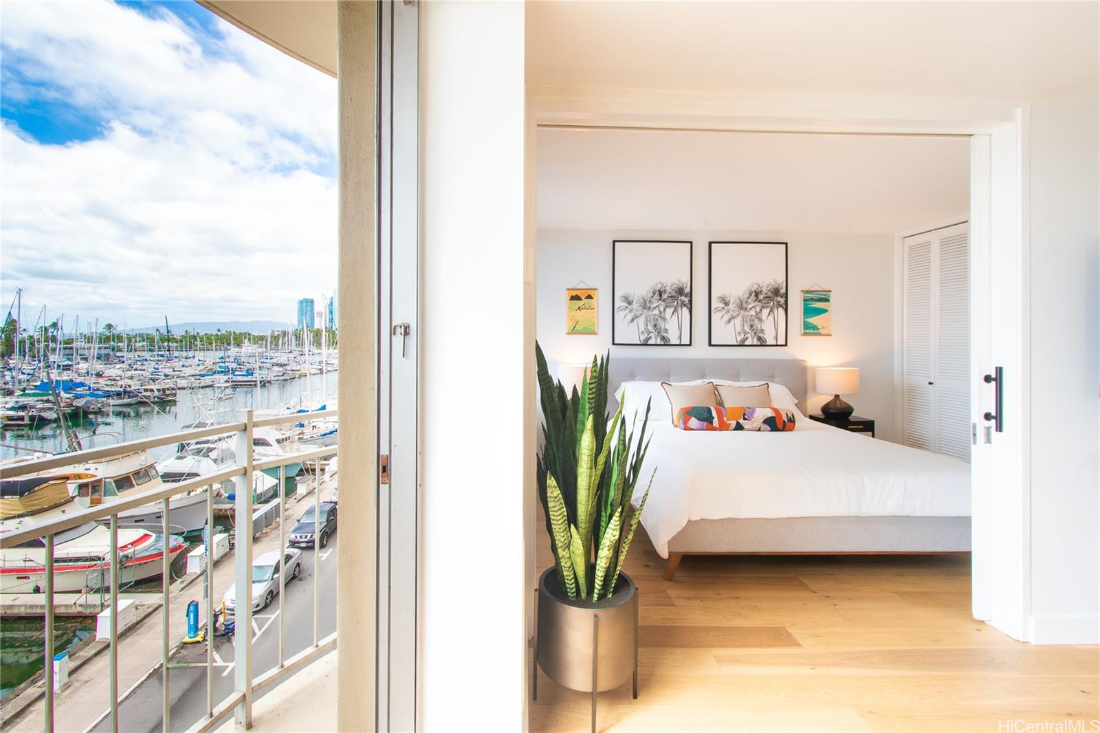 Ilikai Marina condo # 492, Honolulu, Hawaii - photo 7 of 25