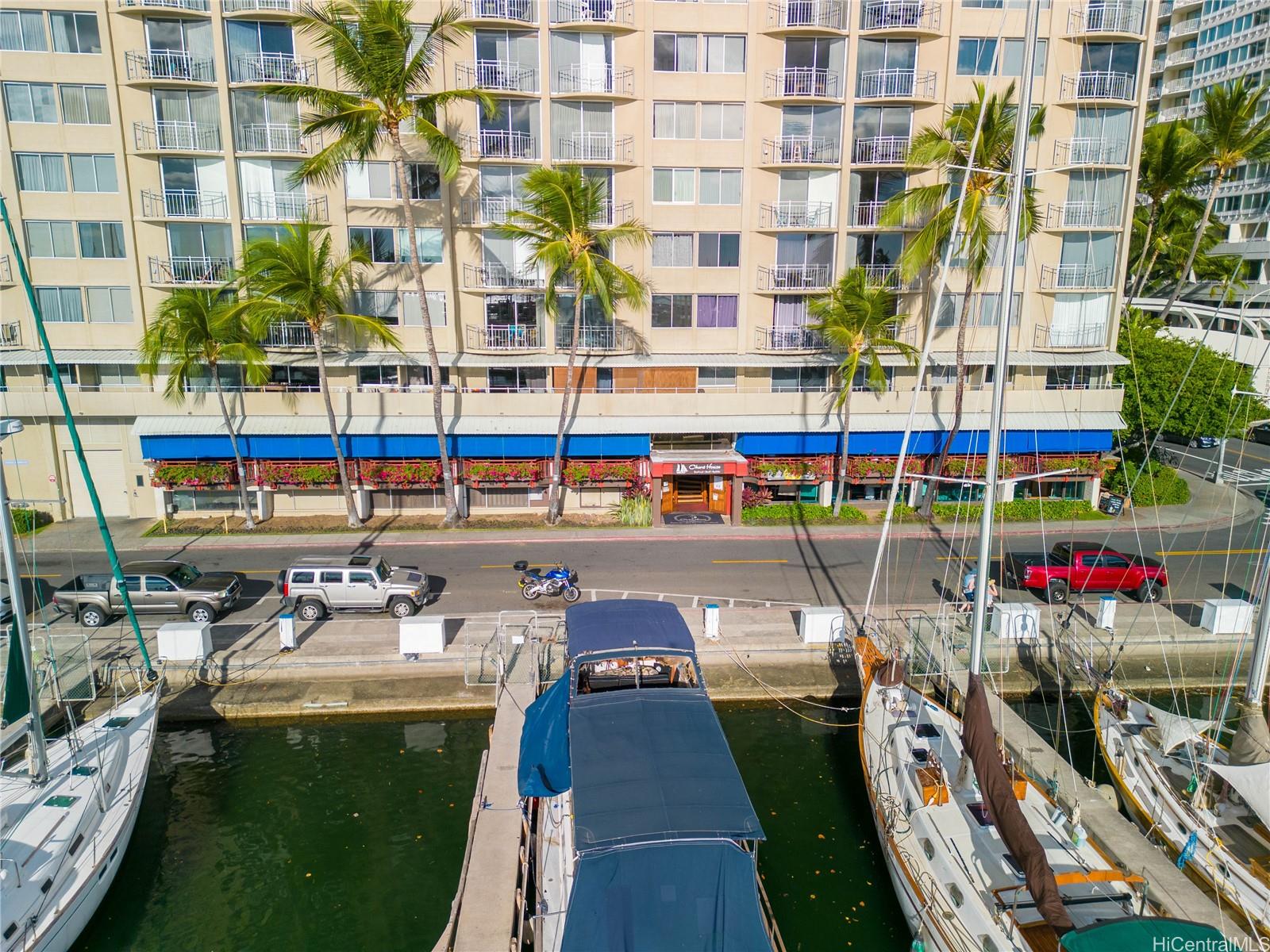 Ilikai Marina condo # 582, Honolulu, Hawaii - photo 23 of 25