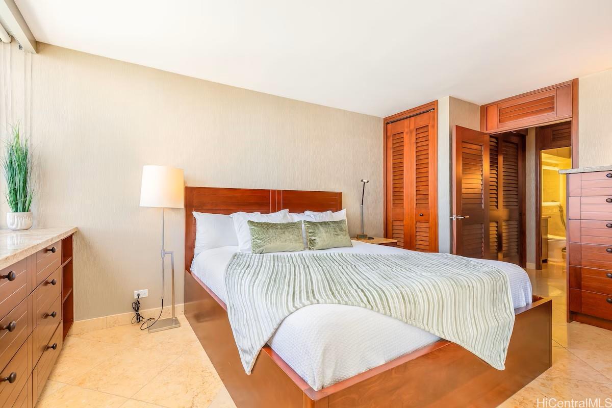 Ilikai Marina condo # 592, Honolulu, Hawaii - photo 16 of 23