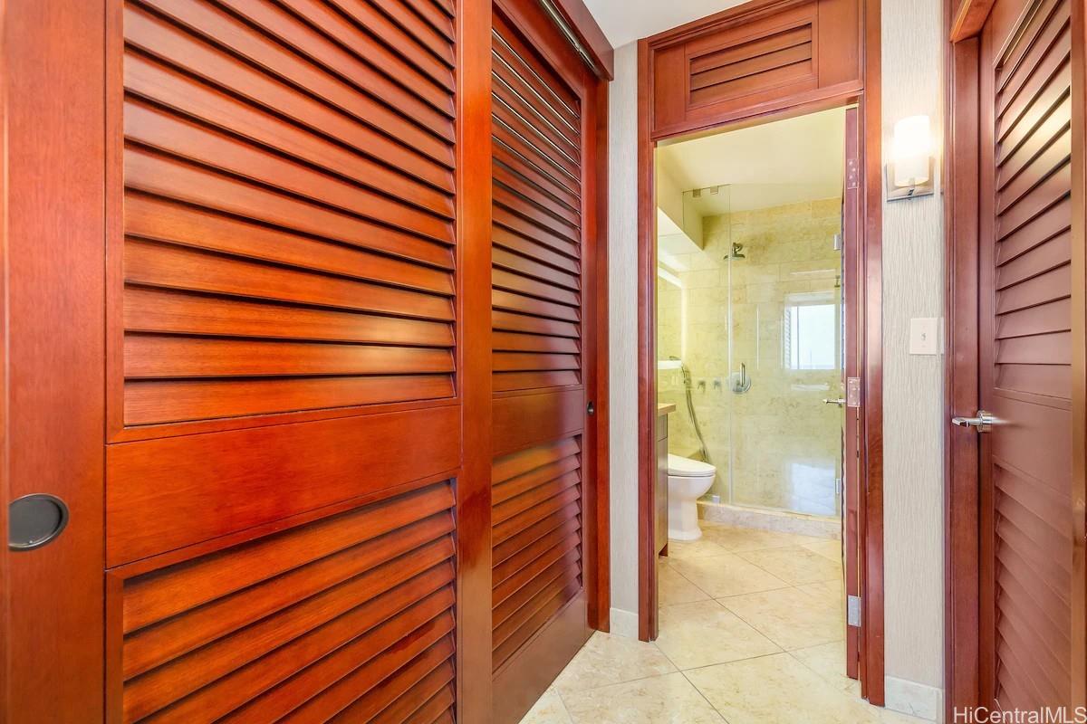 Ilikai Marina condo # 592, Honolulu, Hawaii - photo 18 of 23