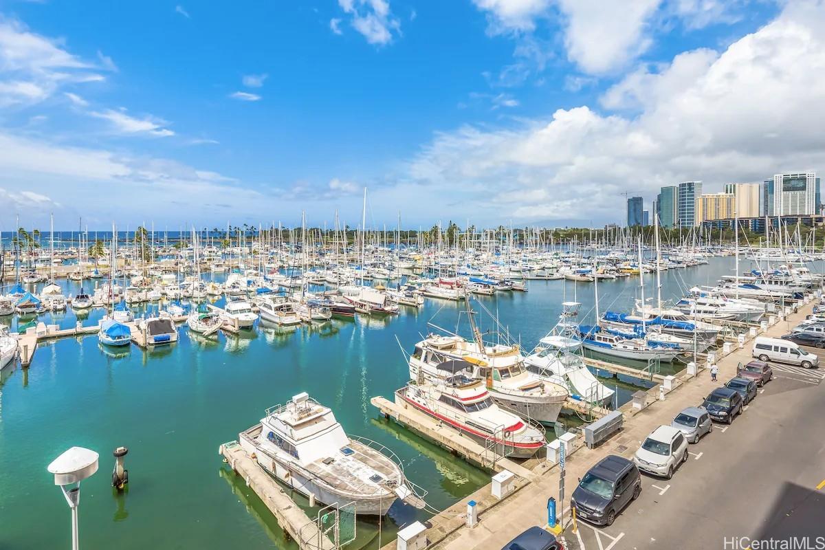 Ilikai Marina condo # 592, Honolulu, Hawaii - photo 3 of 23