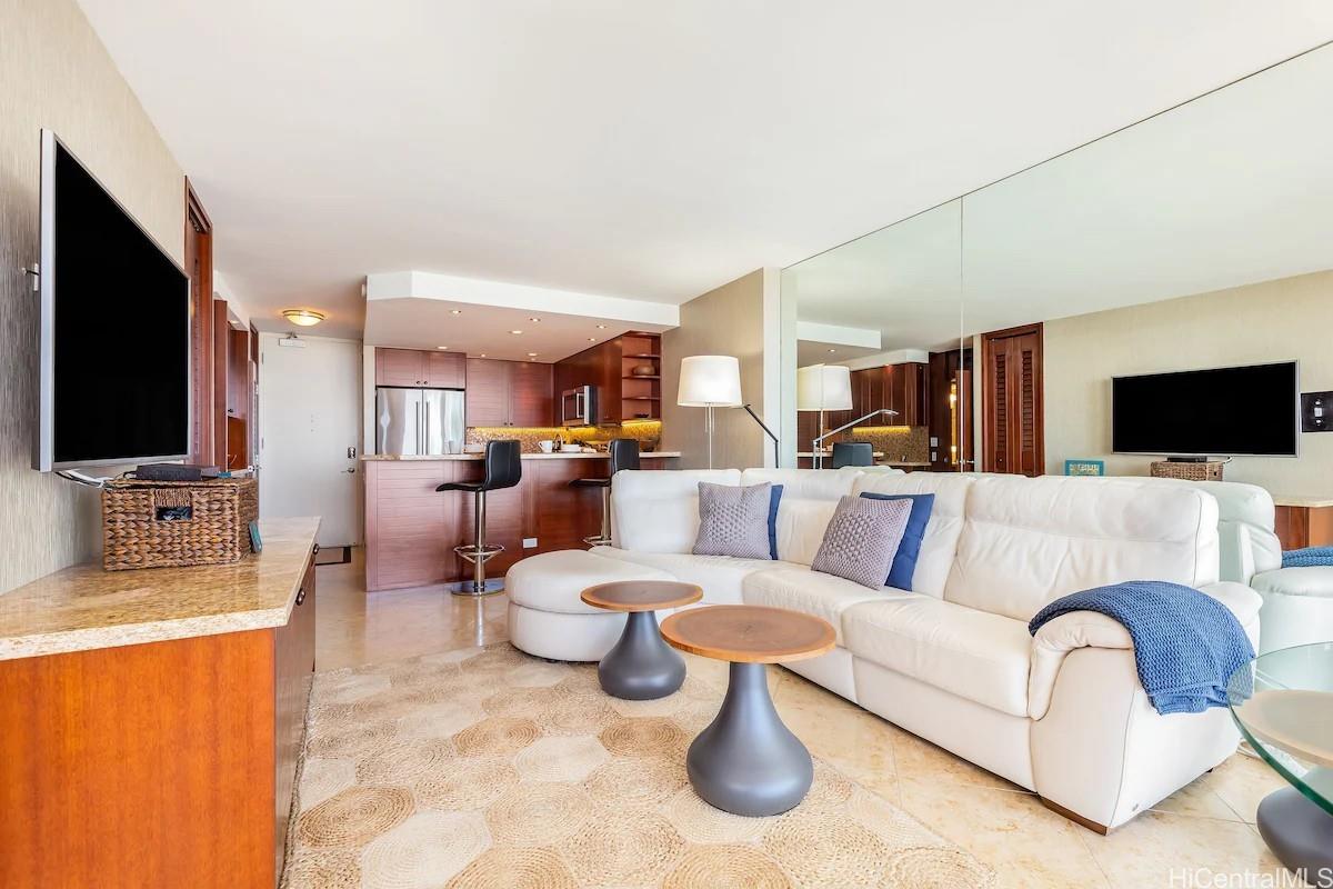 Ilikai Marina condo # 592, Honolulu, Hawaii - photo 9 of 23