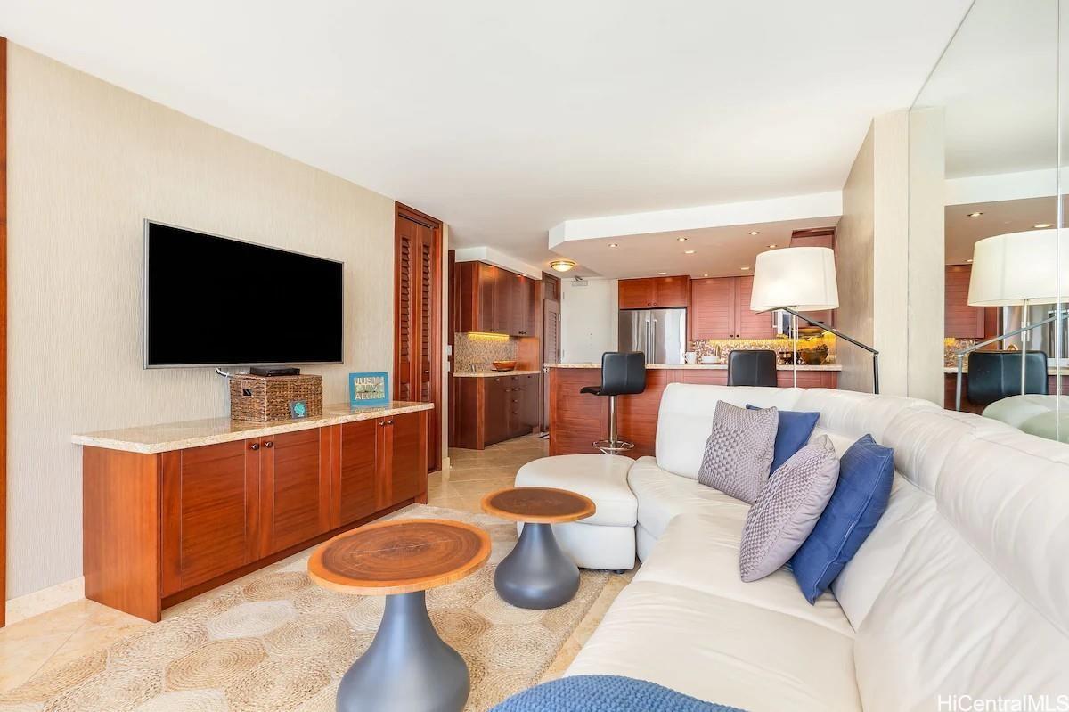 Ilikai Marina condo # 592, Honolulu, Hawaii - photo 10 of 23