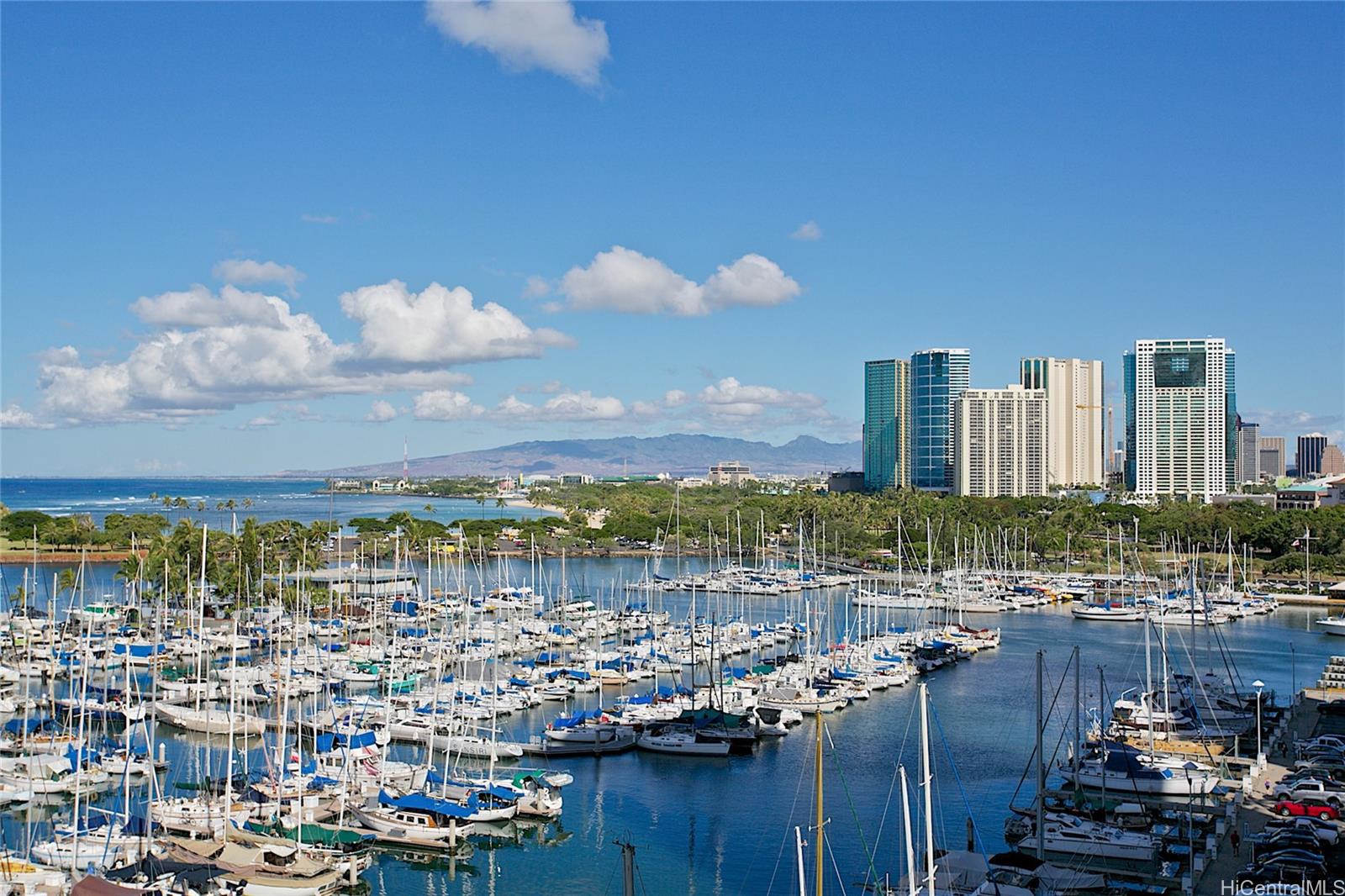 Ilikai Marina condo # 680, Honolulu, Hawaii - photo 10 of 11