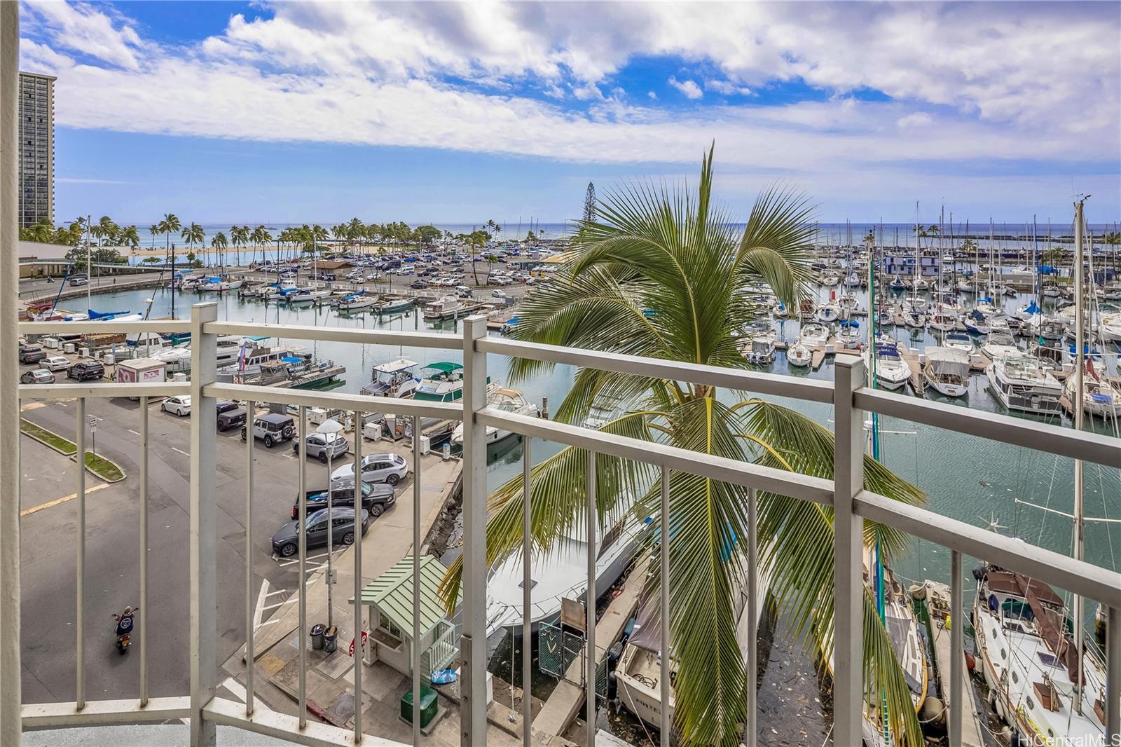 Ilikai Marina condo # 682, Honolulu, Hawaii - photo 2 of 25