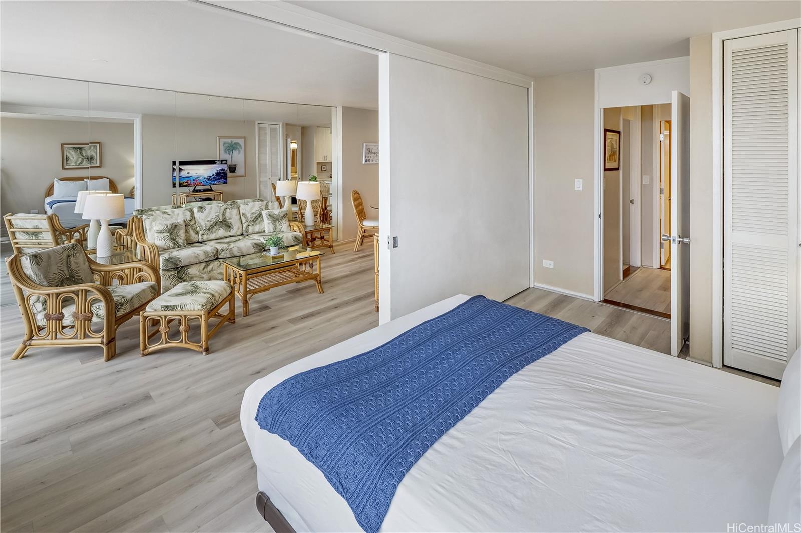 Ilikai Marina condo # 682, Honolulu, Hawaii - photo 18 of 25