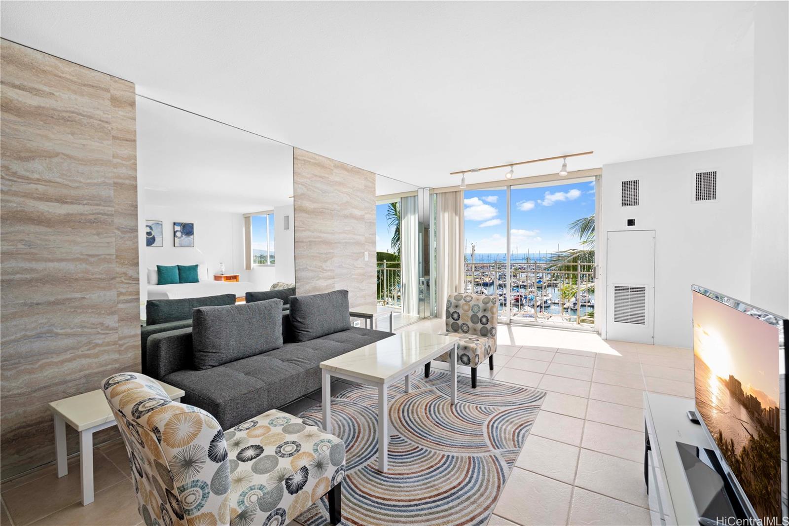 Ilikai Marina condo # 688, Honolulu, Hawaii - photo 4 of 11