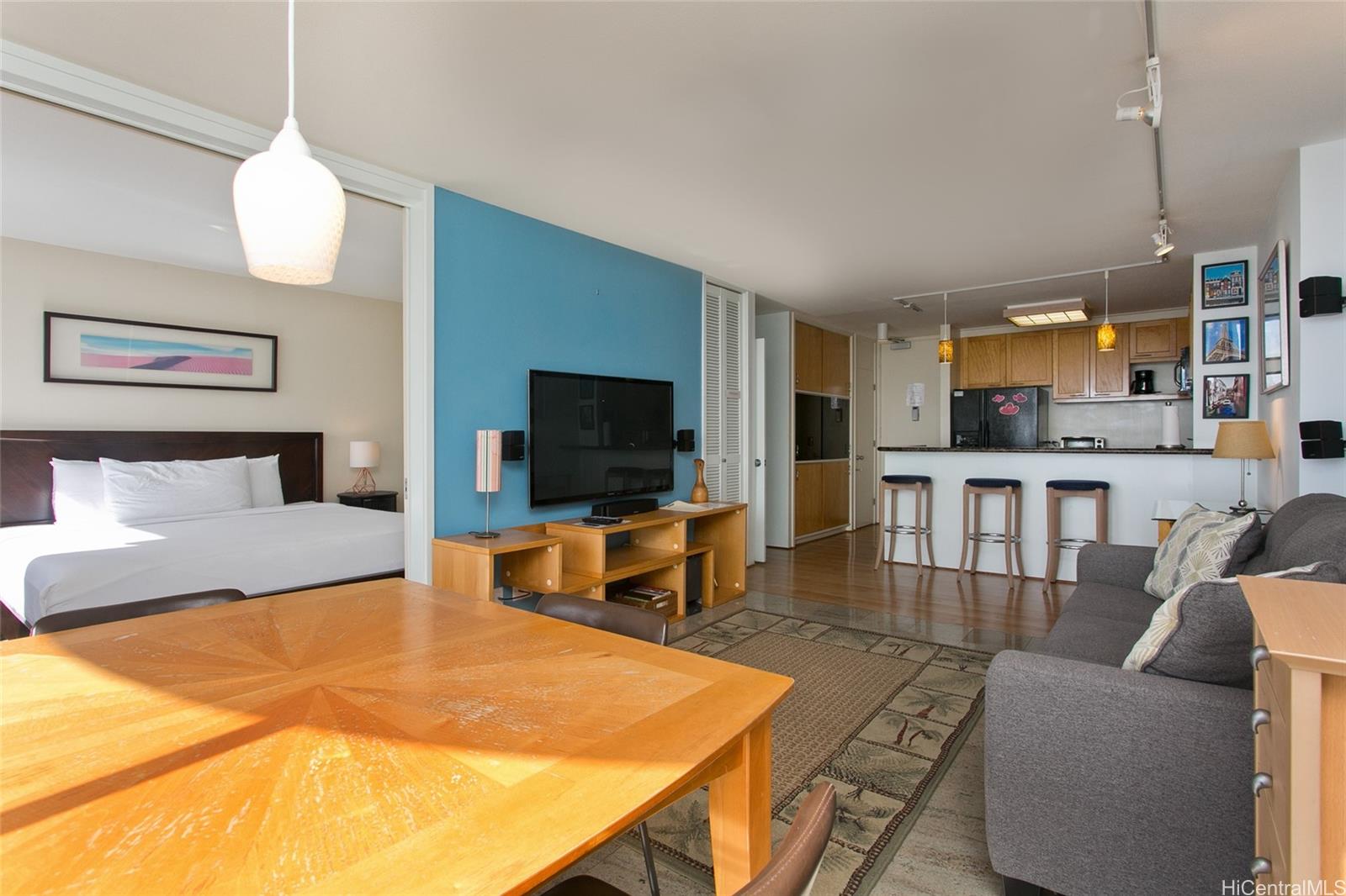 Ilikai Marina condo # 784, Honolulu, Hawaii - photo 5 of 15