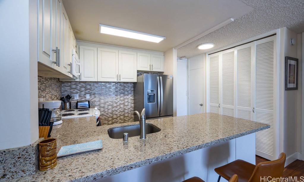 Ilikai Marina condo # 786, Honolulu, Hawaii - photo 16 of 25