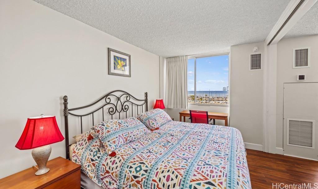 Ilikai Marina condo # 786, Honolulu, Hawaii - photo 6 of 25
