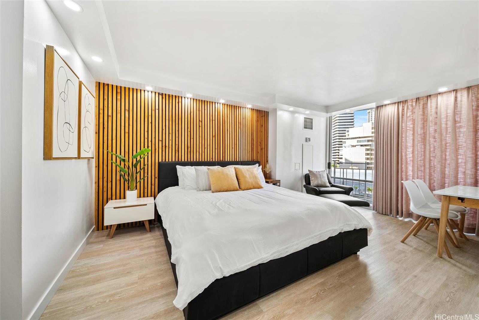 Ilikai Marina condo # 979, Honolulu, Hawaii - photo 5 of 14