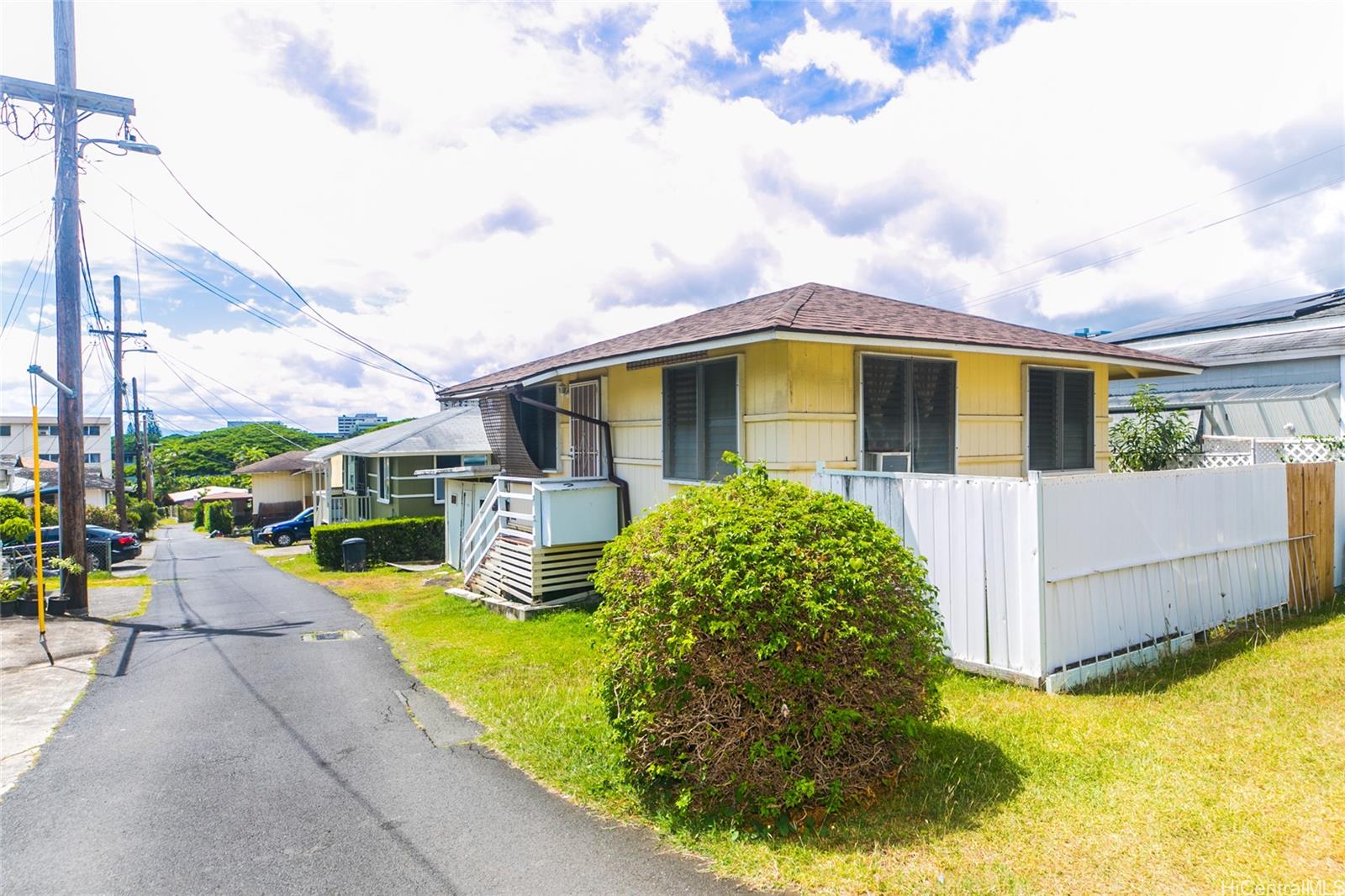 1766  Lusitana Street Punchbowl Area, Honolulu home - photo 4 of 16