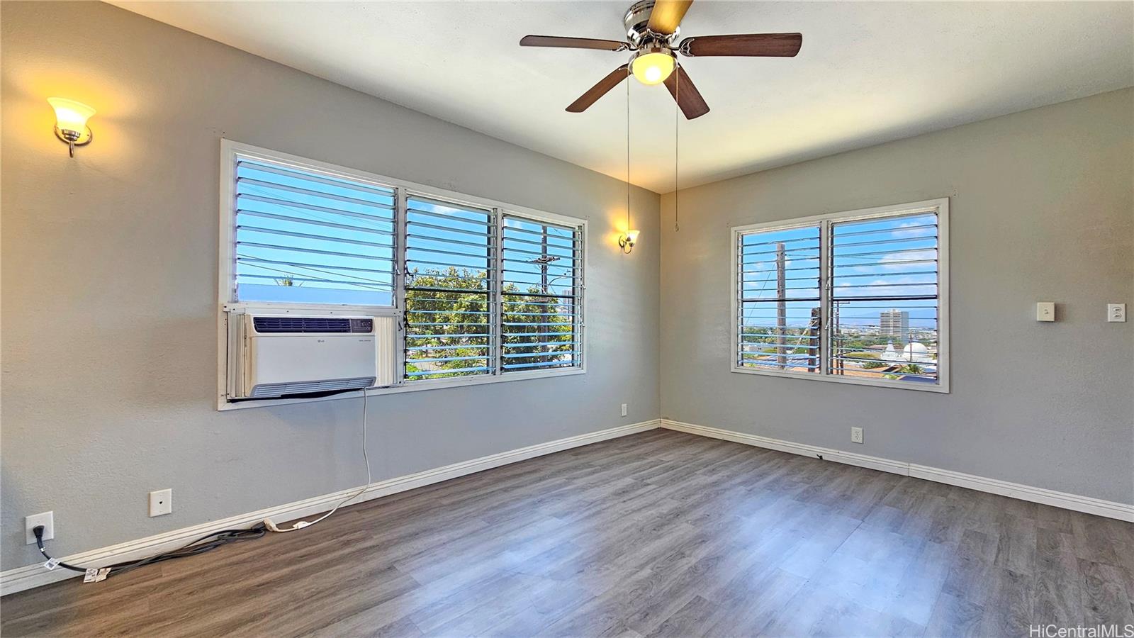 1767  Puowaina Drive Punchbowl Area, Honolulu home - photo 12 of 25