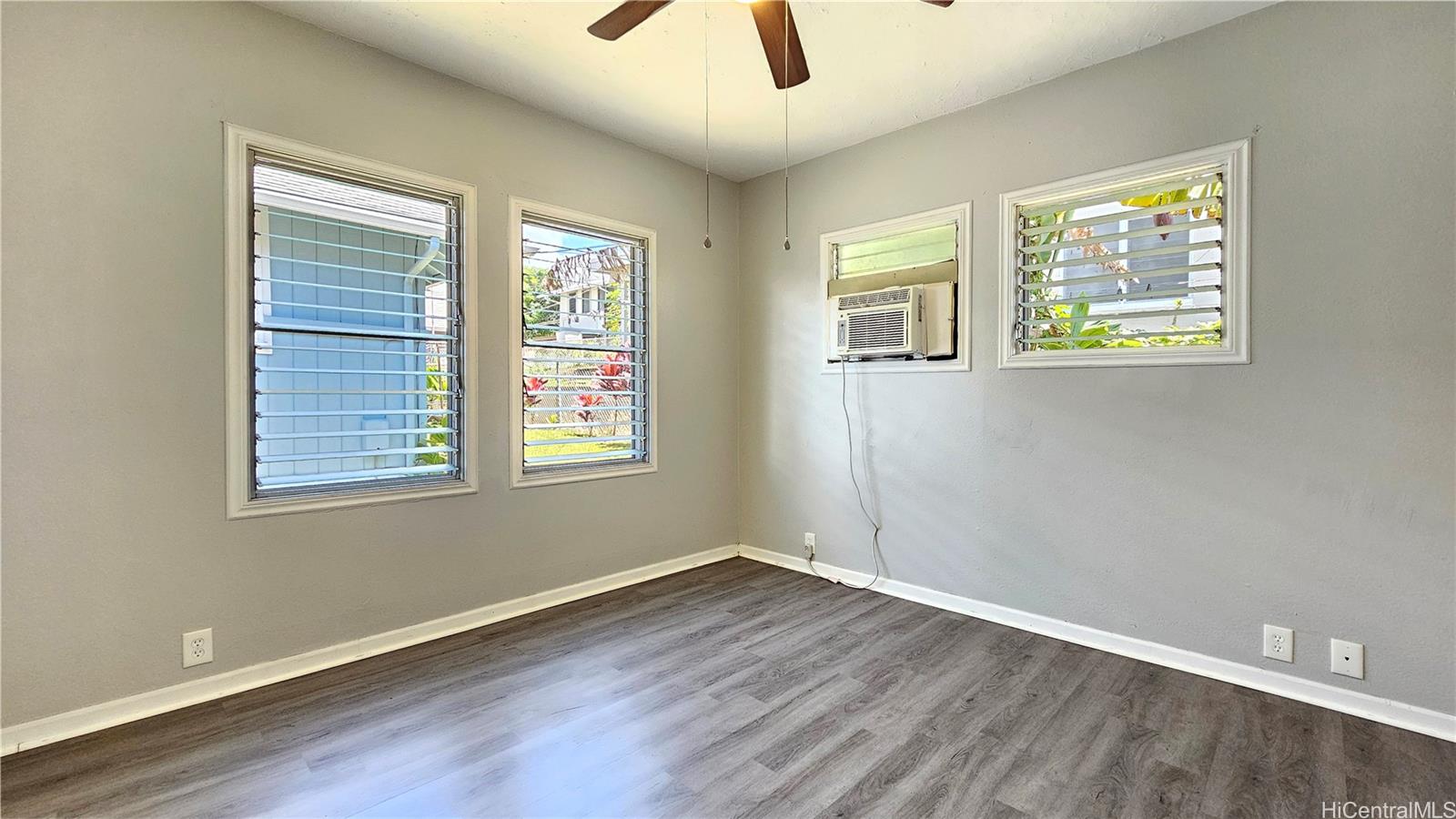 1767  Puowaina Drive Punchbowl Area, Honolulu home - photo 14 of 25