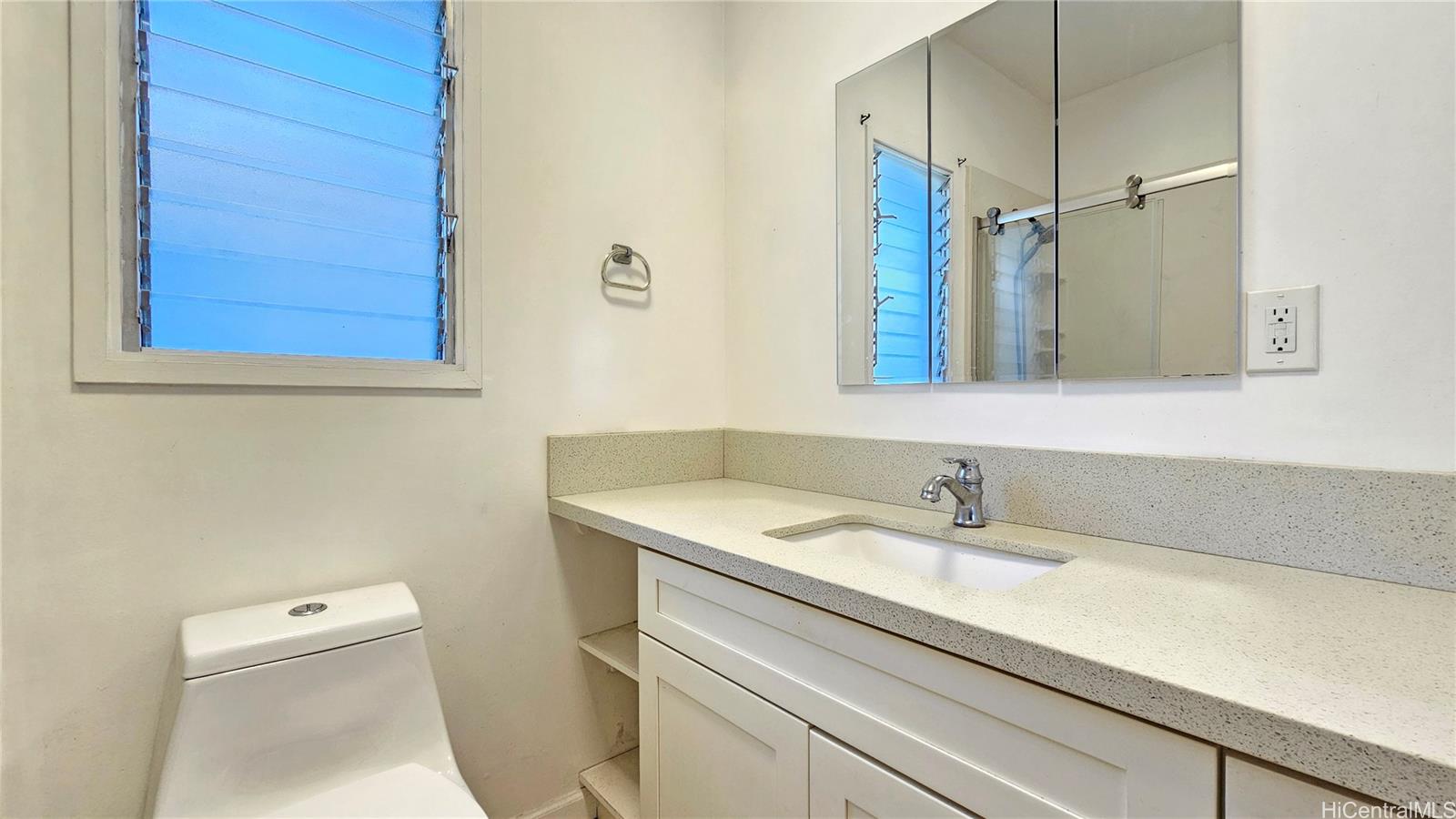 1767  Puowaina Drive Punchbowl Area, Honolulu home - photo 17 of 25