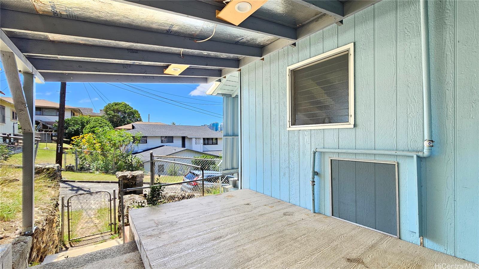 1767  Puowaina Drive Punchbowl Area, Honolulu home - photo 22 of 25