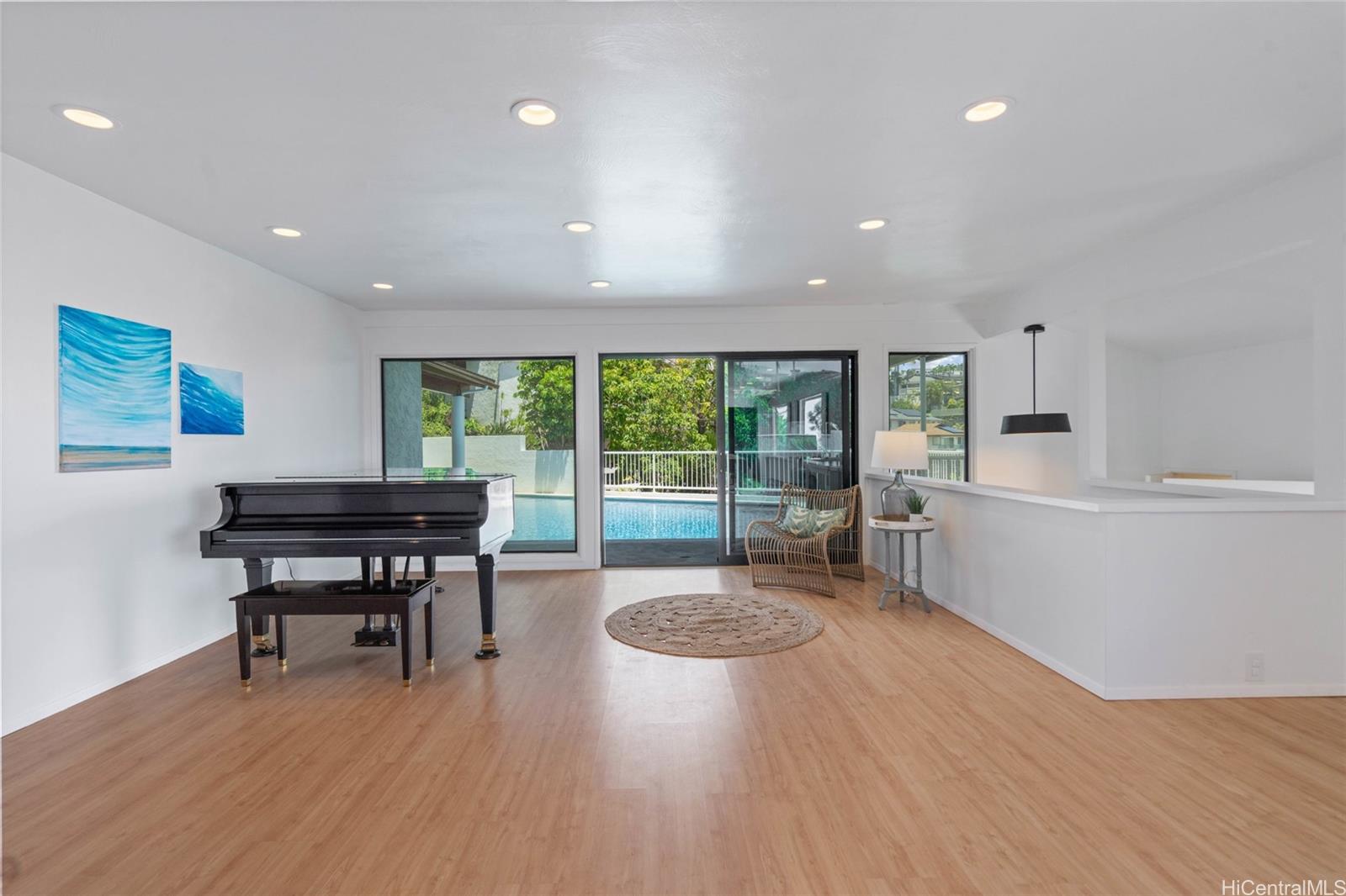 1772  Kumakani Loop Waialae Iki, Diamond Head home - photo 11 of 25