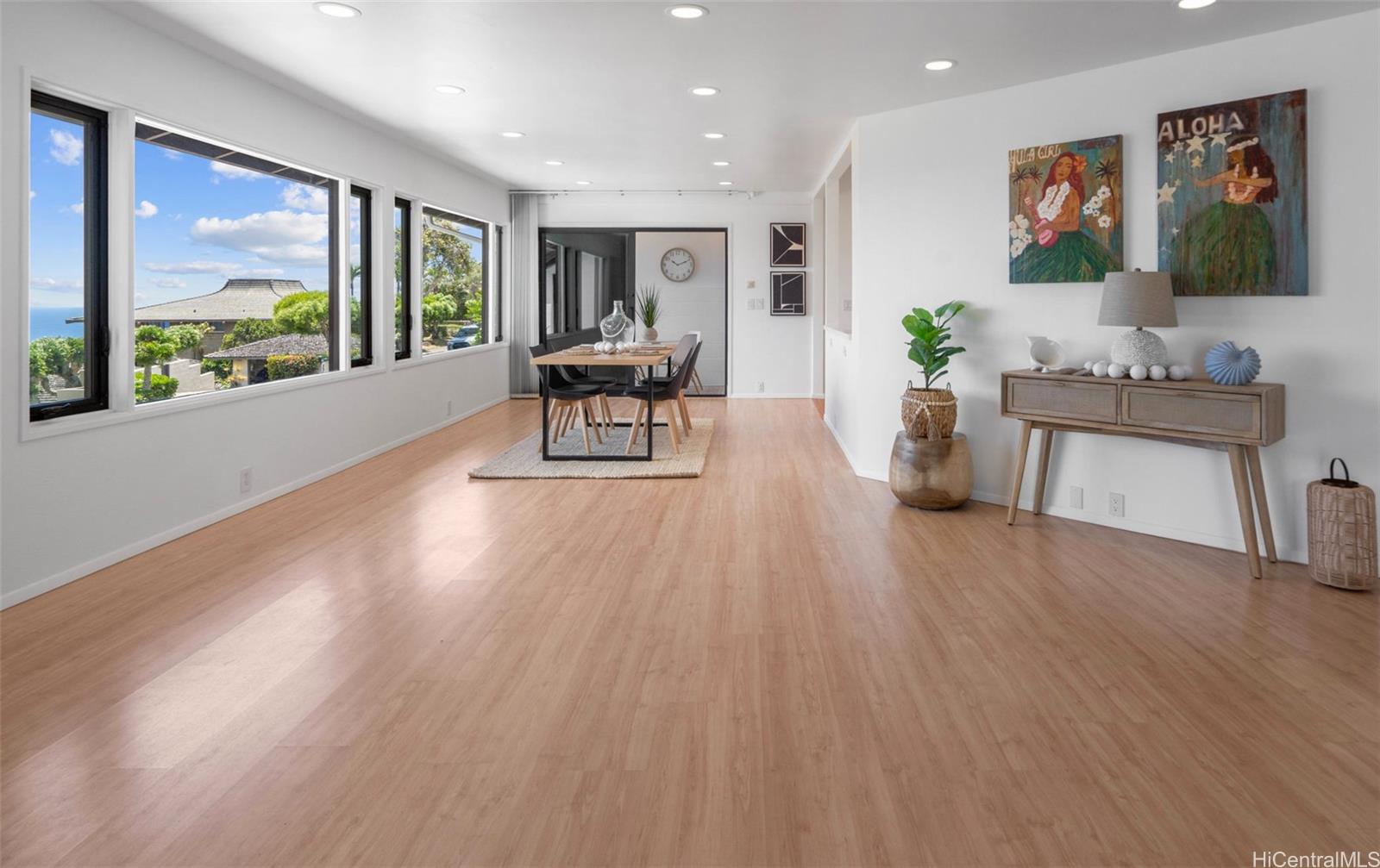 1772  Kumakani Loop Waialae Iki, Diamond Head home - photo 12 of 25