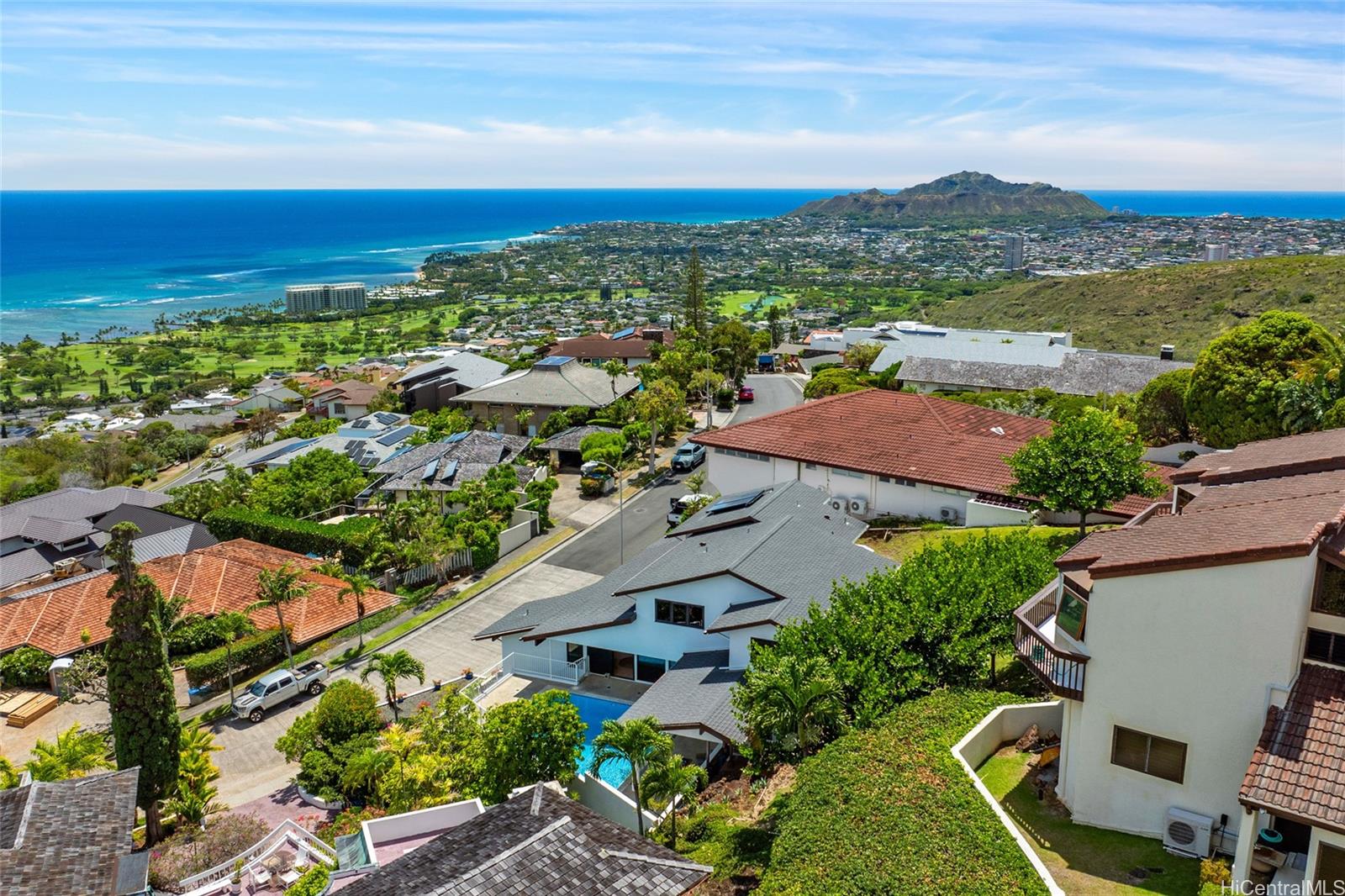 1772  Kumakani Loop Waialae Iki, Diamond Head home - photo 3 of 25