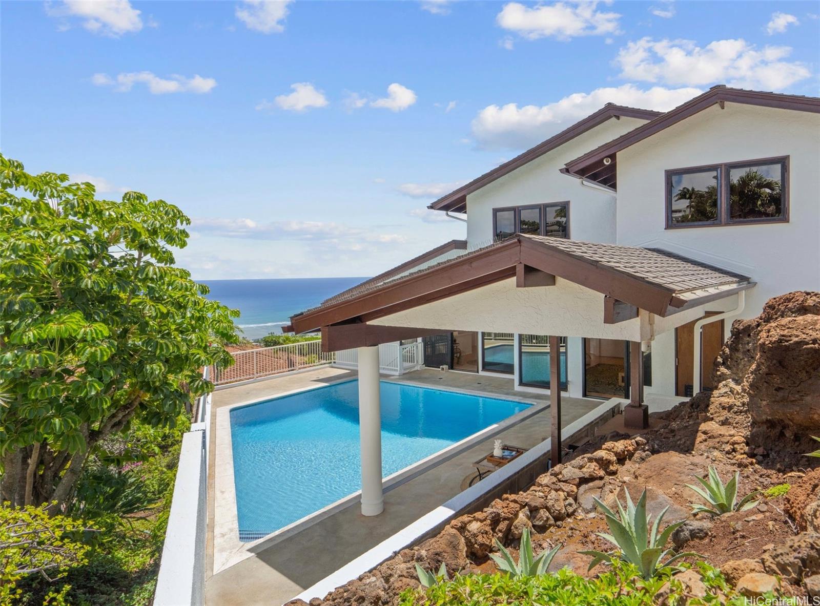 1772  Kumakani Loop Waialae Iki, Diamond Head home - photo 25 of 25
