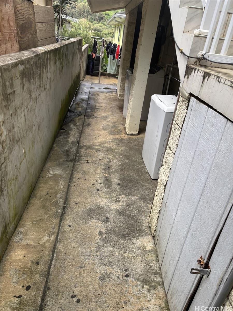 1774 Kuikele Pl Honolulu - Rental - photo 12 of 15