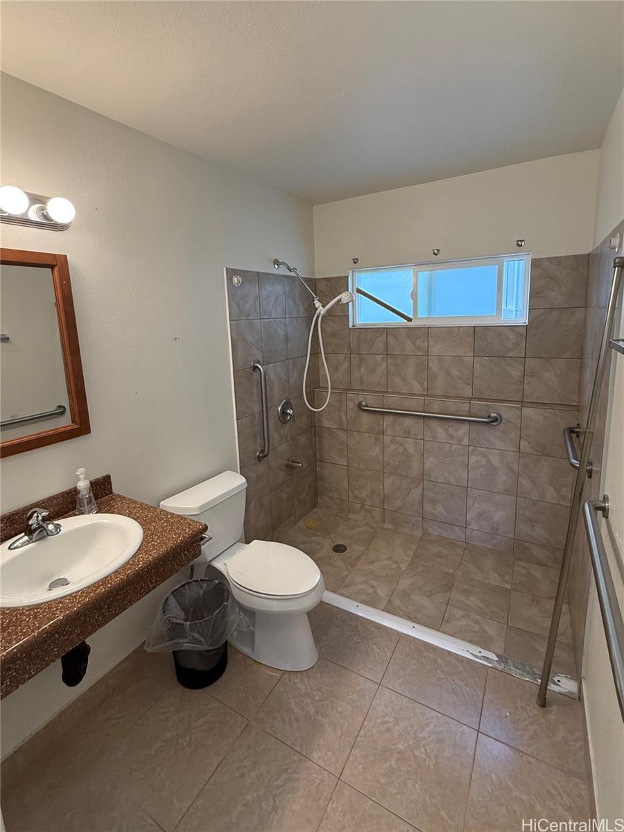 1774 E Palolo Ave Honolulu - Rental - photo 7 of 11